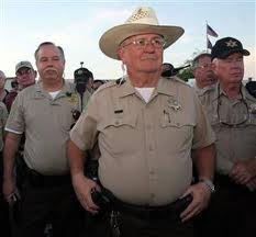 SheriffestaconsideradounduroconlosinmigrantesFotobadlawyenyeBlogsPot