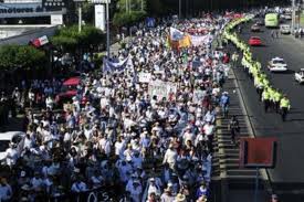 OtraconvocatoriacontralaviolenciaenMxicofotoTelesurTVFoto2